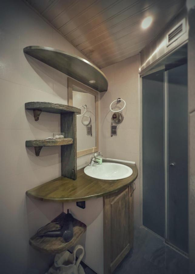 Тhe Bohemian Lodge-Entire House With Sauna Veliko Tarnovo Eksteriør billede