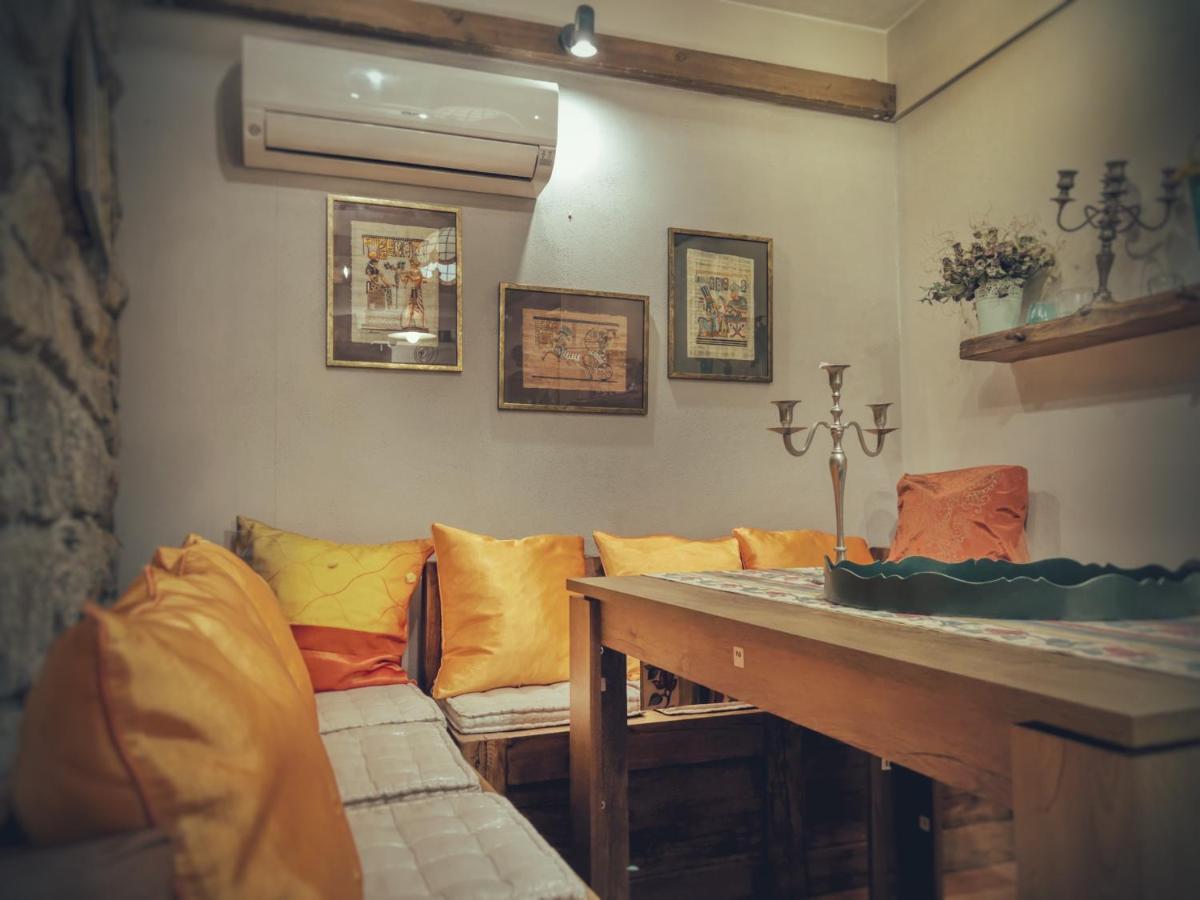 Тhe Bohemian Lodge-Entire House With Sauna Veliko Tarnovo Eksteriør billede