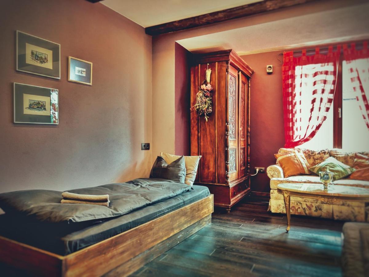 Тhe Bohemian Lodge-Entire House With Sauna Veliko Tarnovo Eksteriør billede