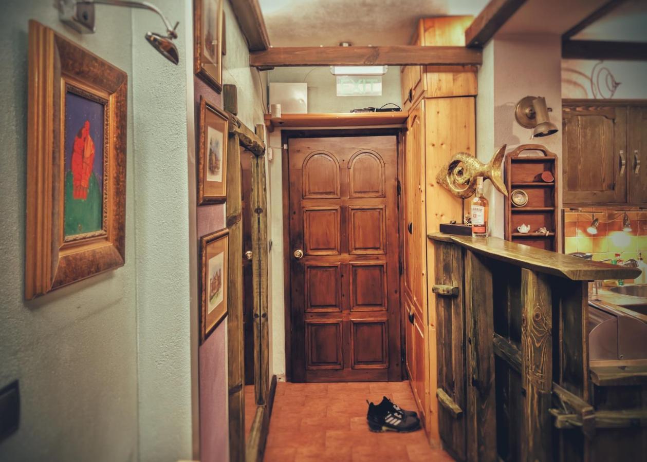 Тhe Bohemian Lodge-Entire House With Sauna Veliko Tarnovo Eksteriør billede